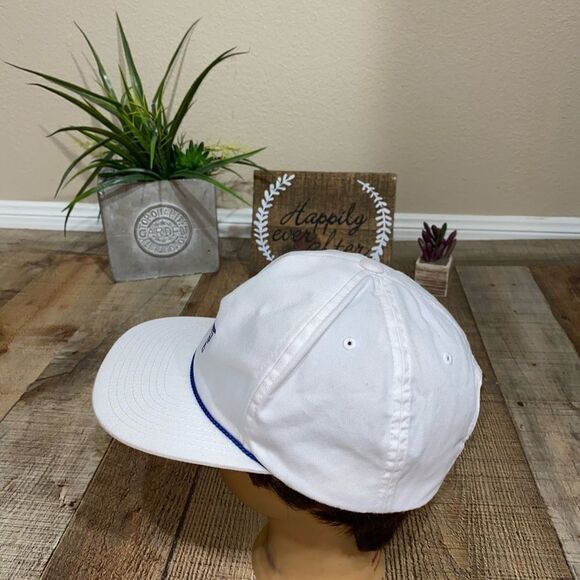 Radness Shal White Strapback - Vans - Picture 3 of 8